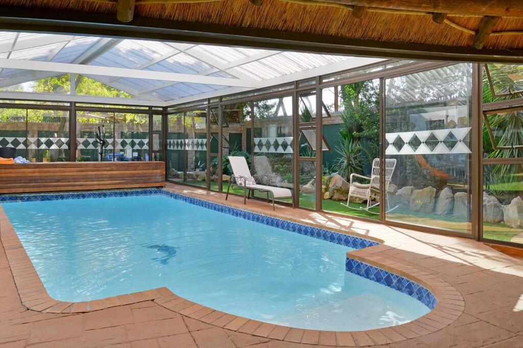 Mawethu Peaceful Garden With Covered Pool And Braai Area Kapsztad Zewnętrze zdjęcie